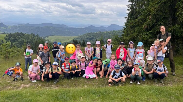 Zajęcia edukacyjne w terenie z leśnikiem z Panią Ania Polaczyk -Figura